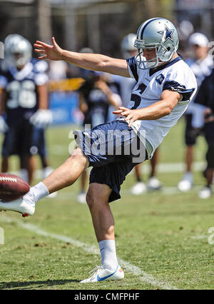 Dallas cowboys punter chris jones hi-res stock photography and images -  Alamy