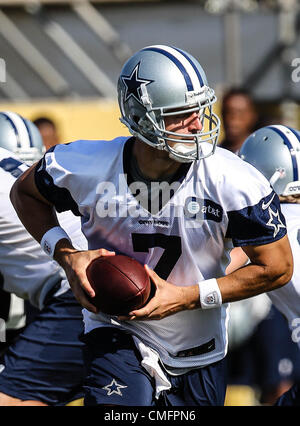 Dallas Cowboys quarterback Stephen McGee (7) is hit as he tries to