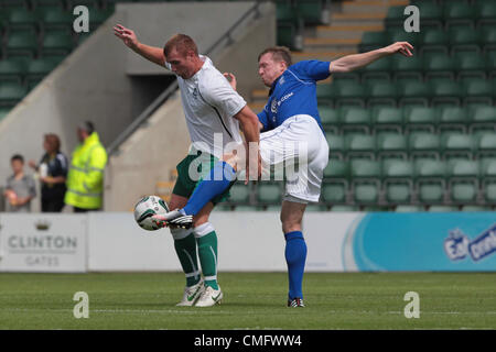 04.08.2012 Plymouth, England. Nick Chadwick and Steven Caldwell in action during the pre-season friendly match between Plymouth Argyle and Birmingham City played at Home Park. Stock Photo