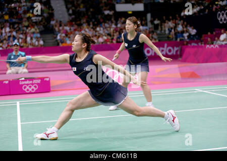 (L-R) Reika Kakiiwa,  Mizuki Fujii (JPN),  AUGUST 4, 2012 - Badminton :  Women's Doubles finaly at Wembley Arena  during the London 2012 Olympic Games in London, UK.   (Photo by Koji Aoki/AFLO SPORT) [0008] Stock Photo