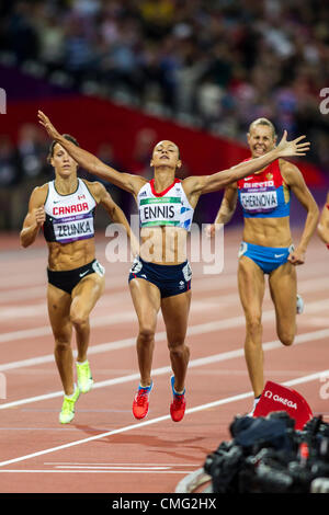 Jessica Ennis (GBR) gold medal winner competing in the heptathlon 800m at the Olympic Summer Games, London 2012 Stock Photo