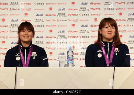 (L to R) Reika Kakiiwa, Mizuki Fujii (JPN),  AUGUST 5, 2012 - Olympic :  Press Conference of Olympic Medalist  during the London 2012 Olympic Games at Japan House in London, UK.  (Photo AFLO SPORT) [0006] Stock Photo