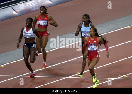 05.08.2012.  London, ENGLAND; Sanya Richards-Ross of the United States celebrates winning gold in the Women's 400m Final on Day 9 of the London 2012 Olympic Games at the Olympic Stadium.  Christine Ohuruogu of Gbr was second for silver and Trotter USA 3rd Stock Photo