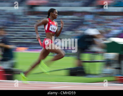 Aug. 10, 2012 - London, England, United Kingdom - DEEDEE TROTTER (USA) runs in the Women's 4 x 400m Relay heats during the London Olympics 2012 at the Olympic Stadium. (Credit Image: © Paul Kitagaki Jr./ZUMAPRESS.com) Stock Photo