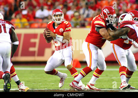 Kansas City Chiefs quarterback Brady Quinn prepares to throw during an NFL  football game against the Carolina Panthers Sunday, Dec. 2, 2012 in Kansas  City, MO. (AP Photo/Ed Zurga Stock Photo - Alamy