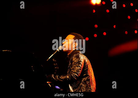 10th Aug 2012. JOHANNESBURG, SOUTH AFRICA: American singer John Legend performs on SA on August 10, 2012. Legend appeared on the show before his one night only Women’s Month show. (Photo by Gallo Images / Lefty Shivambu) Stock Photo