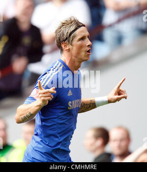 FERNANDO TORRES CELEBRATES CHELSEA V MANCHESTER CITY VILLA PARK BIRMINGHAM ENGLAND 12 August 2012 Stock Photo