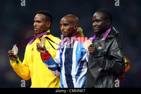 DEJEN GEBREMESKEL, MO FARAH & THOMAS LONGOSIWA LONDON 2012 OLYMPIC GAMES, MENS 5000M FINAL Stock Photo