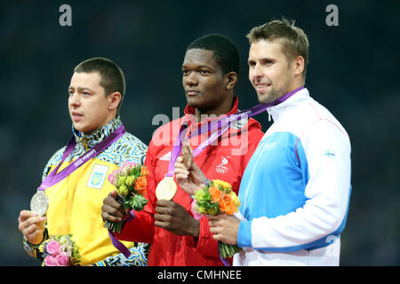 OLEKSANDR PYATNYTSYA, KESHON WALCOTT & ANTTI RUUSKANEN UKRAINE, TRINIDAD & TOBAGO & FINLAND LONDON 2012 OLYMPIC GAMES, JAVELIN FINAL Stock Photo