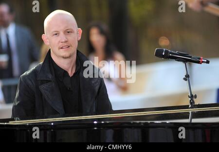 Isaac Slade on stage for NBC Today Show Concert with The Fray, Rockefeller Plaza, New York, NY August 13, 2012. Photo By: Kristin Callahan/Everett Collection Stock Photo