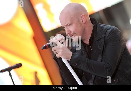 Isaac Slade on stage for NBC Today Show Concert with The Fray, Rockefeller Plaza, New York, NY August 13, 2012. Photo By: Kristin Callahan/Everett Collection Stock Photo