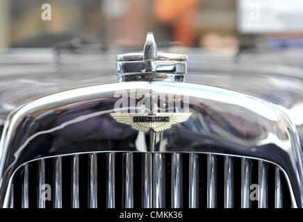 London, UK. 2nd Nov, 2013. at the Regent Street Motor Show. The show is a concours event held on the day before the RAC London to Brighton Veteran Car Run. Credit:  Michael Preston/Alamy Live News Stock Photo