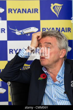 London, UK. 4th November 2013.  Picture shows Ryanair's CEO Michael O'Leary at the media briefing of Ryan Air Half Year Results, London, UK. Credit:  Jeff Gilbert/Alamy Live News Stock Photo