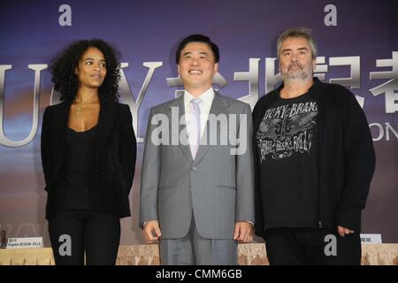 Taipei, China. 1st Nov, 2013. Director Luc Besson and producer Virginie Besson-Silla attend press conference of film Lucy at Taipei 101 in Taipei, China on Friday November 1, 2013. © TopPhoto/Alamy Live News Stock Photo