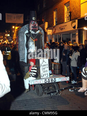Bonfire Night (Guy Fawkes Night) Lewes, Sussex, England Stock Photo - Alamy