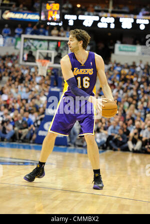 Dallas, Texas, USA. 5th November 2013. Los Angeles Lakers power forward Pau Gasol #16 during an NBA game between the Los Angeles Lakers and the Dallas Mavericks at the American Airlines Center in Dallas, TX Dallas defeated Los Angeles 123-104 Credit:  Cal Sport Media/Alamy Live News Stock Photo