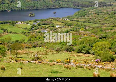 Glanmore Lake seen from the mountain road R572 which crosses the Caha Mountains at Healy Pass, photo taken May 30, 2013. The pass is at an altitude of just 300 metres, and yet the pass and the road winding downhill offer breath-taking views. Photo: Frank Baumgart Stock Photo