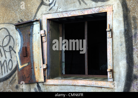 Vandalised and abandoned building on Cramond Island near Edinburgh Stock Photo
