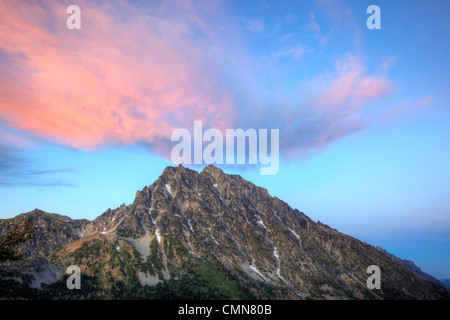 WA, Alpine Lakes Wilderness, Stuart Range, Mount Stuart, at sunset Stock Photo