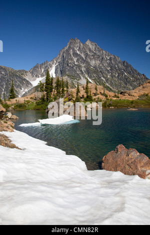 WA, Alpine Lakes Wilderness, Ingalls Lake and Mount Stuart Stock Photo
