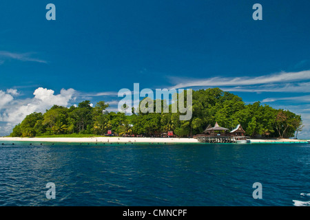 white sand beach on Sipadan Island, Borneo, Malaysia Stock Photo