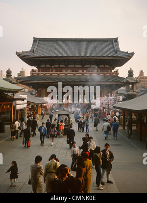 Japan Tokyo Asakusa Kannon Temple Kaminarimon (Gate of the God of Thunder) Stock Photo