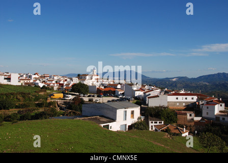 Incarnation Church (built in 1505) and townhouses, whitewashed village (pueblo blanco), Yunquera, Andalucia, Spain, Europe. Stock Photo