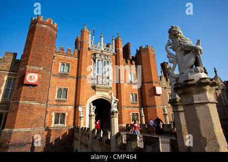 Main entrance to Hampton Court Palace, London Borough of Richmond upon Thames, Greater London, England, United Kingdom Stock Photo