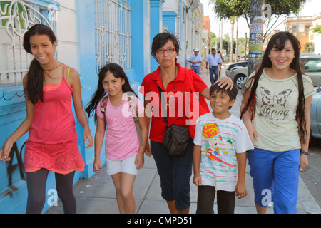 Lima Peru,Barranco,Avenida El Libertador San Martin,street,sidewalk,Hispanic ethnic woman female women,boy boys,male,girl girls,female kids children t Stock Photo