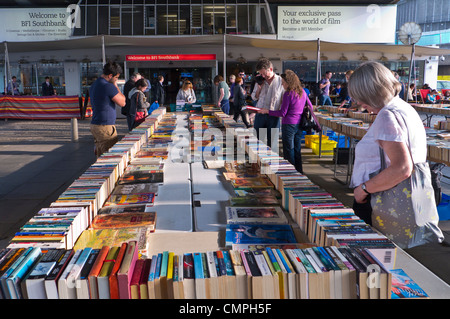 South Bank Centre Book Market under Waterloo Bridge Queen's Walk London UK Stock Photo