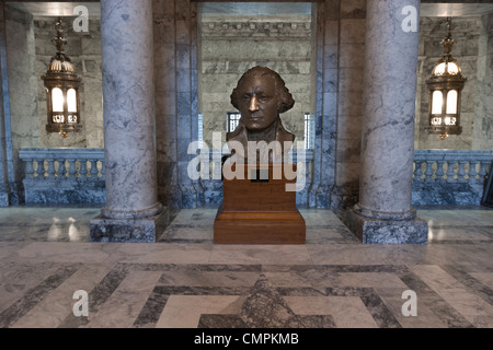 Bronze bust of George Washington in the Legislative Building of the Washington state capitol in Olympia Stock Photo