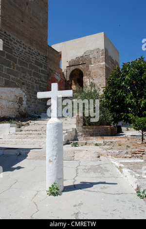 Cross inside castle grounds, Castillo del Cerro de las Torres, Alora, Malaga Province, Andalucia, Spain, Western Europe. Stock Photo