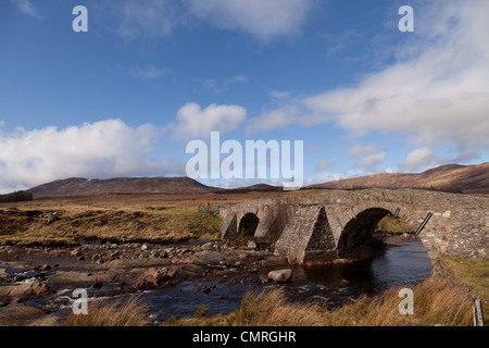 General Wade's bridge and the river Spey at Garva in the Scottish highlands Stock Photo