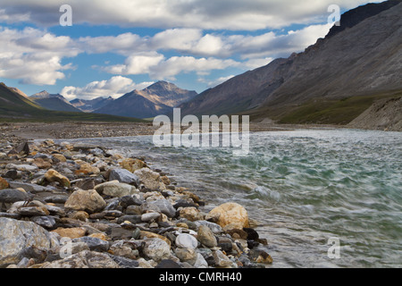 The Kugrak River, a tributary to the Noatak River, flows down its valley in Gates of the Arctic National Park, AK, USA. Stock Photo