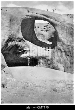 1924 Monument Valley  Colorado Plateau  Arizona-Utah state line USA Stock Photo