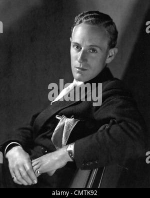 LESLIE HOWARD (1893-1943) English stage and film actor about 1930 Stock Photo