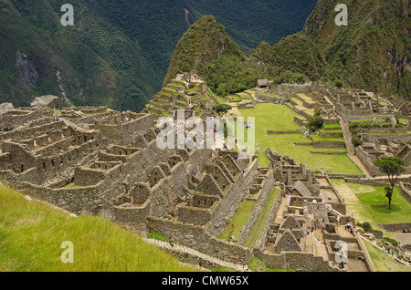 The ruins at the Inca Site of Machu Picchu, Peru, a UNESCO World Heritage Site and one of the New Seven Wonders of the World Stock Photo