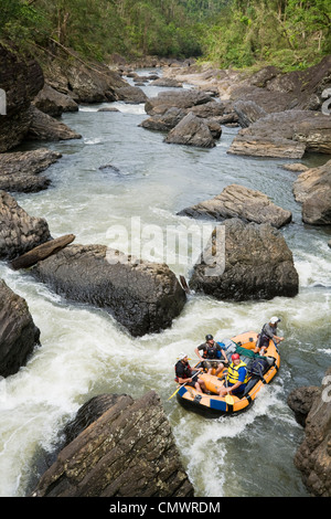 White water rafting expedition on the North Johnstone River, Wooroonooran National Park, Queensland, Australia Stock Photo