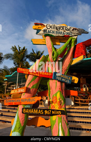 Aruba, Palm Beach, Sunset Bar, Gilligans Bar, Radisson Hotel, West Indies, Dutch Carribean, Central America Stock Photo