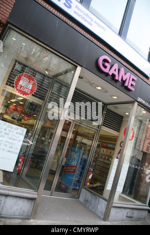 Game store on Dawson Street Dublin Ireland after it closed following the computer games group collapsed into administration Stock Photo