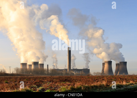 Coal Fired Power Station, Fiddlers Ferry, England Stock Photo