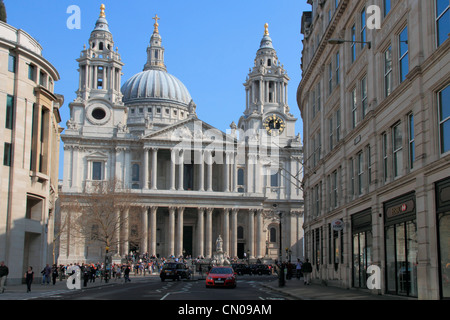 England London St.Pauls cathedral from Ludgate hill Stock Photo