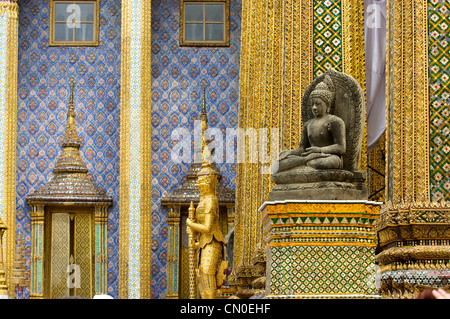 mirrors,mosaics,painted tiles,decorations,Grand Palace,wat pra keaw,Thai,Buddhism,Religion,Bangkok,Thailand Stock Photo