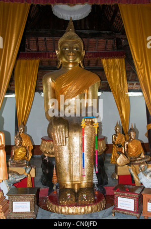 golden sitting budda in Bangkok Stock Photo