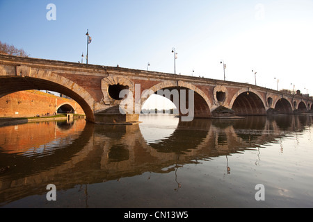 Pont Neuf, 16th century bridge seen from The Port de la Daurade in Toulouse, South of France. Stock Photo