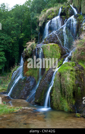 France, Jura, Tufs waterfall in Cirque de Baume les Messieurs Stock Photo