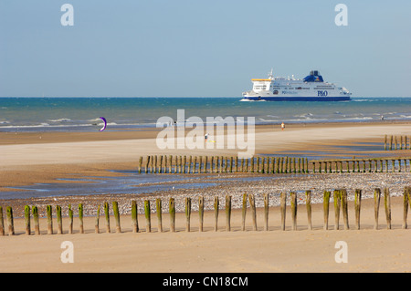 France, Pas de Calais, Sangatte, ferry along the coast Stock Photo