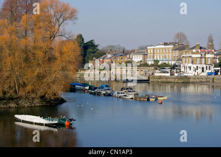 UK, England, Surrey, Richmond upon Thames river scene Stock Photo