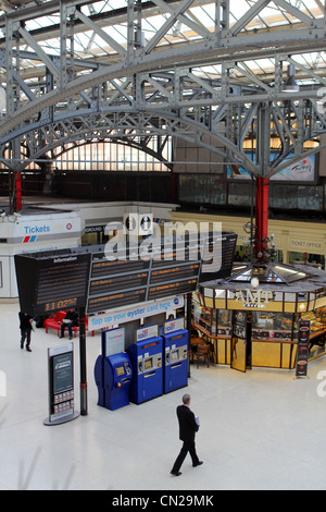 Concourse of Marylebone train station, London, England, UK Stock Photo