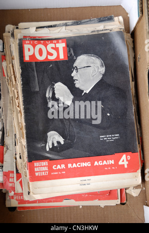 Old copies of Picture Post magazine. The photojournalistic magazine was published in the United Kingdom from 1938 to 1957. Stock Photo